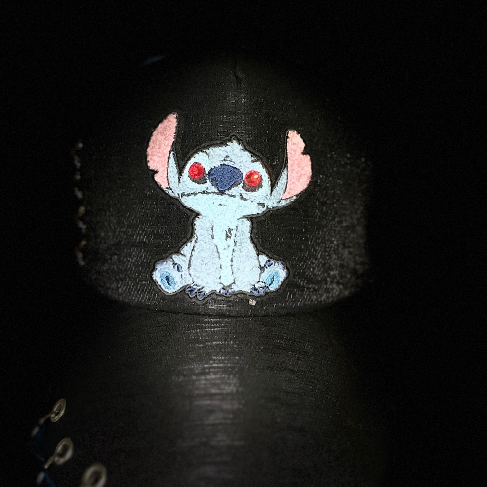 R-DEKO! CAPS, DIFFERENT TYPES OF CHARMS INCLUDED